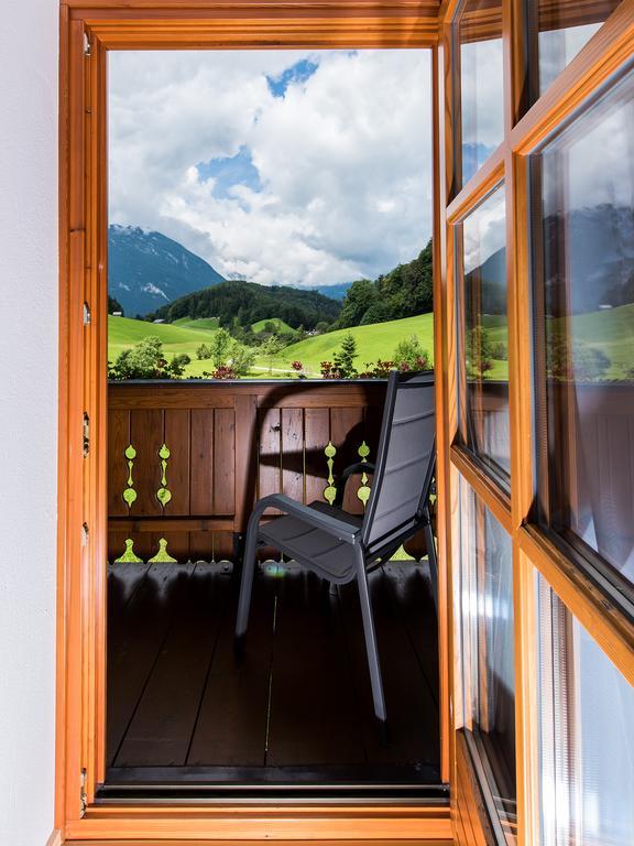 Hinterkellaubauer Bed and Breakfast Kuchl Exteriör bild